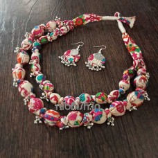 Women's fabric jewellery in colourful Abstract print 