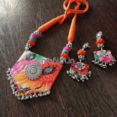 Women's fabric jewellery in Multi-coloured floral print