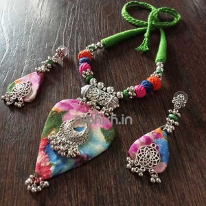 Women's fabric jewellery with multi-coloured printed fabric pendant